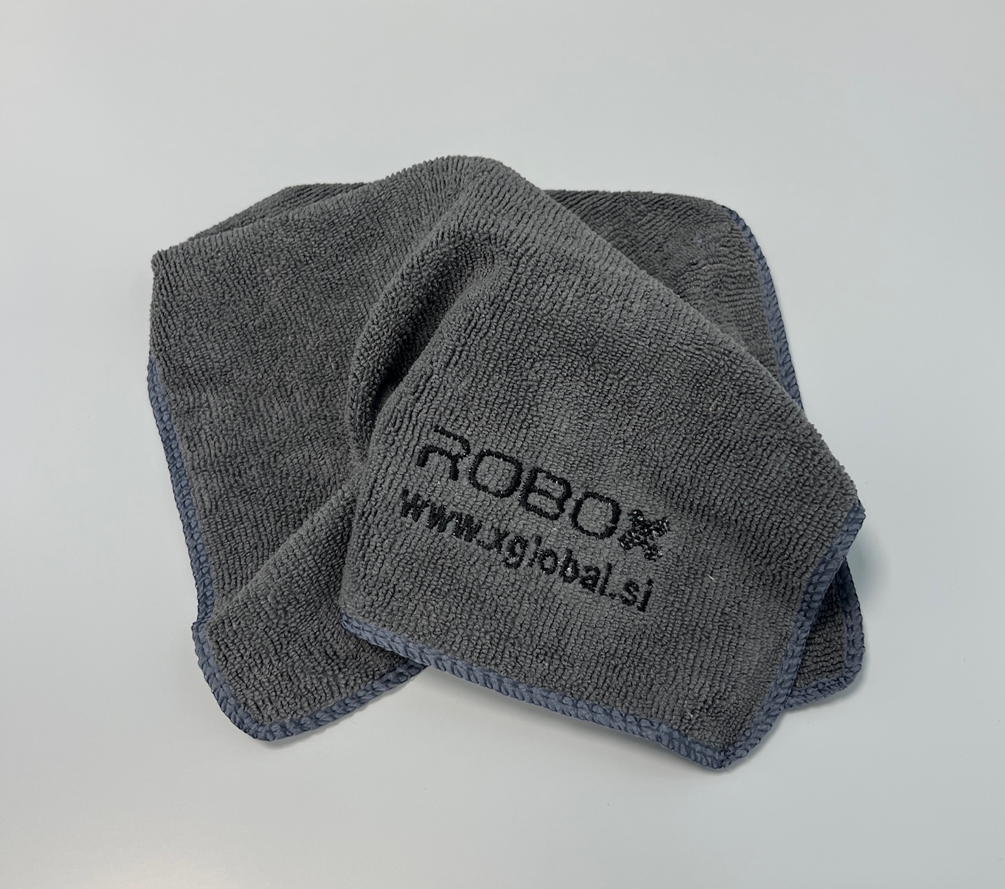 ROBOX čudežna čistilna krpa iz mikrovlaken 30 × 40 cm